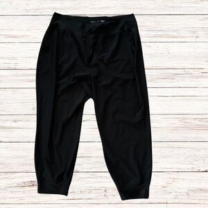 Women’s Black Cropped Ponte Knit Pants